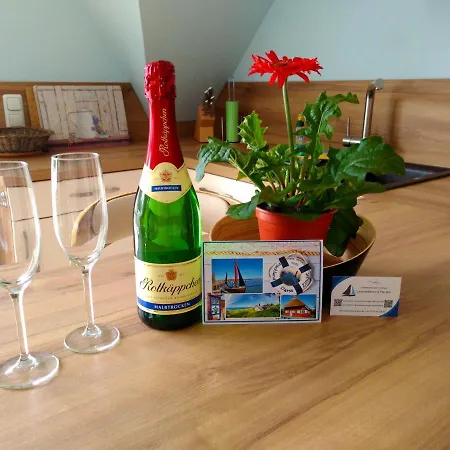 Lavendelblume - 4 Sterne - Inklusive Eigener Bikebox Mit Strom, Waeschepaket, Power Wlan, Parkplatz, Early Checkin # Bestpreisgarantie # * Zingst