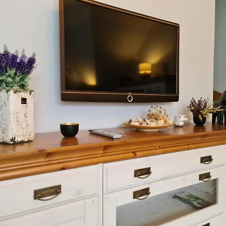 Lavendelblume - 4 Sterne - Inklusive Eigener Bikebox Mit Strom, Waeschepaket, Power Wlan, Parkplatz, Early Checkin # Bestpreisgarantie # Appartement *