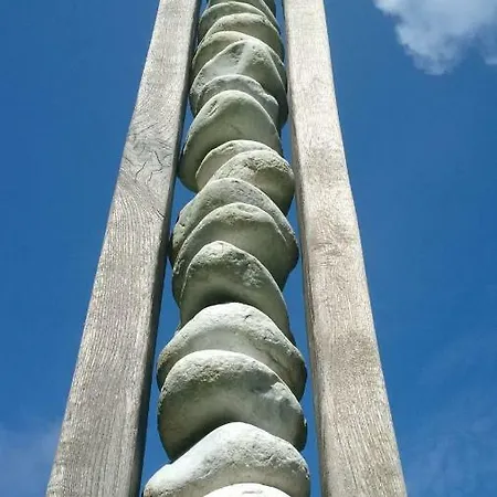 Lavendelblume - 4 Sterne - Inklusive Eigener Bikebox Mit Strom, Waeschepaket, Power Wlan, Parkplatz, Early Checkin # Bestpreisgarantie # Appartement