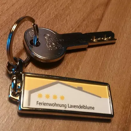 Lavendelblume - 4 Sterne - Inklusive Eigener Bikebox Mit Strom, Waeschepaket, Power Wlan, Parkplatz, Early Checkin # Bestpreisgarantie # *