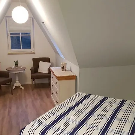 Appartement Lavendelblume - 4 Sterne - Inklusive Eigener Bikebox Mit Strom, Waeschepaket, Power Wlan, Parkplatz, Early Checkin # Bestpreisgarantie # Zingst