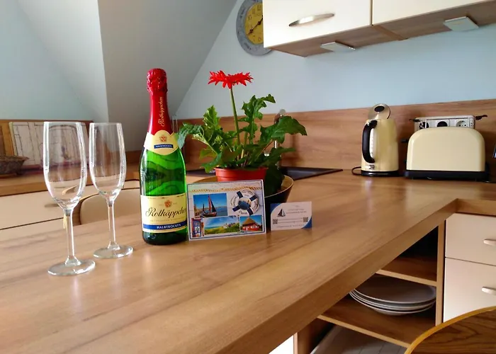 Lavendelblume - 4 Sterne - Inklusive Eigener Bikebox Mit Strom, Waeschepaket, Power Wlan, Parkplatz, Early Checkin # Bestpreisgarantie # شقة زنغست