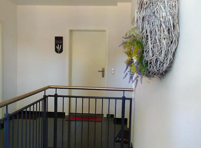 شقة Lavendelblume - 4 Sterne - Inklusive Eigener Bikebox Mit Strom, Waeschepaket, Power Wlan, Parkplatz, Early Checkin # Bestpreisgarantie # زنغست