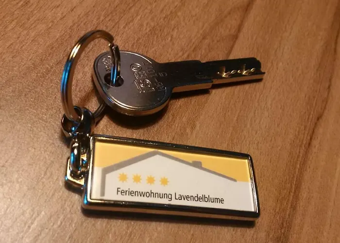 Lavendelblume - 4 Sterne - Inklusive Eigener Bikebox Mit Strom, Waeschepaket, Power Wlan, Parkplatz, Early Checkin # Bestpreisgarantie # *