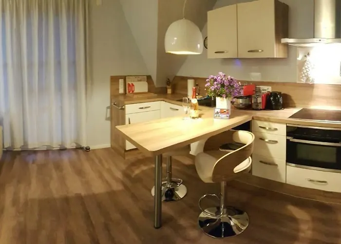 Lavendelblume - 4 Sterne - Inklusive Eigener Bikebox Mit Strom, Waeschepaket, Power Wlan, Parkplatz, Early Checkin # Bestpreisgarantie # * زنغست